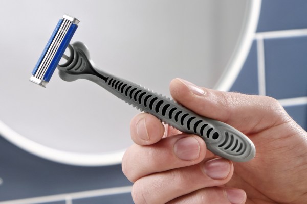 rutin cukur rambut ketiak